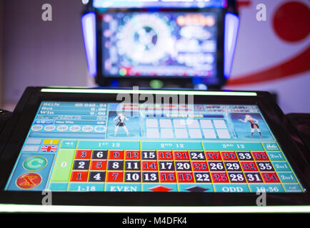 Digital moderno tavolo da roulette monitor Foto Stock