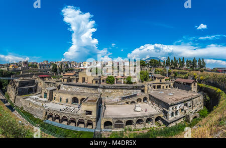 Vista panoramica di Ercolano le antiche rovine romane Foto Stock