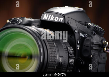 Nikon D810 fotocamera con zoom NIKKOR Foto Stock