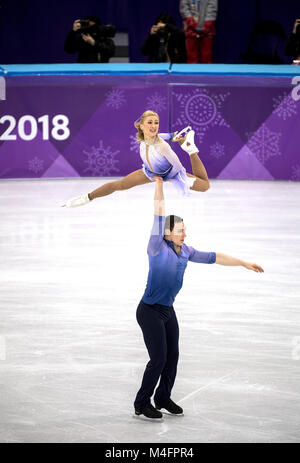 Aljona SAVCHENKO/ Bruno MASSOT, Germania, Aktion, 1.Platz, Sieger, Olympiasieger, Olympiasiegerin, Eiskunstlaufen Paare Kuer, coppia di pattinaggio pattinaggio gratuito, am 15.02.2018 Olympische Winterspiele 2018 vom 09.02. - 25.02.2018 in PyeongChang/ Suedkorea. |L'utilizzo in tutto il mondo Foto Stock