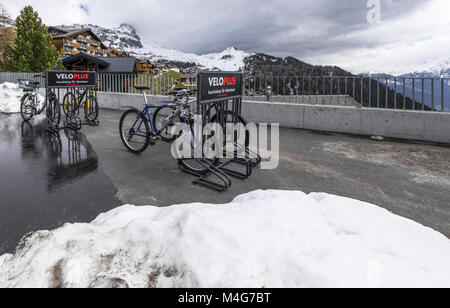 Mezzi di trasporto a Bettmeralp - car free village Foto Stock