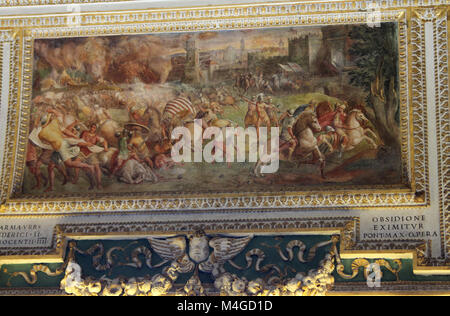 Dipinto sul soffitto del Museo del Vaticano di angeli e amorini, Città del Vaticano, Roma, Italia. Foto Stock