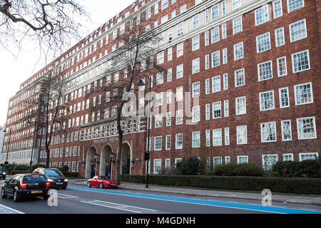 Londra, Regno Unito. Il 30 gennaio, 2018. Il Dolphin Square complesso di appartamenti a Pimlico. I piani sono stati presentati per un £400m riconversione. Foto Stock