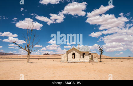 Abbandonata la stazione ferroviaria di Garub nel deserto, Namibia Foto Stock