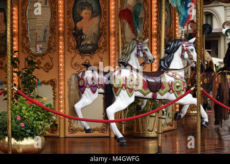 Firenze, Italia - 18 settembre 2017: Dettaglio di merry-go-round Foto Stock