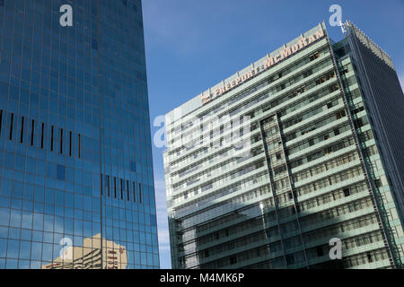 Un logo segno al di fuori della sede di Freeport-McMoRan Inc., a Phoenix, Arizona, il 30 gennaio 2018. Foto Stock