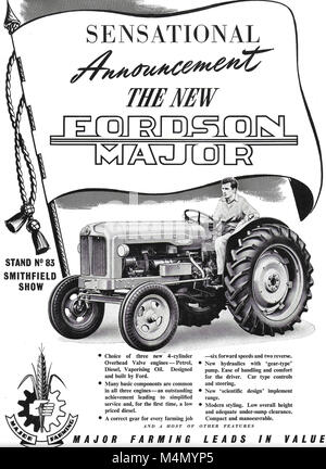 Il nuovo Fordson Major trattore annuncio, pubblicità nel paese di vita magazine UK 1951 Foto Stock
