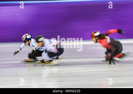 Pyeongchang, Corea del Sud. Xvii Feb, 2018. Seo Yira della Corea del Sud che si fanno concorrenza a Gangneung Ice Arena, Gangneung, Corea del Sud. Credito: Cal Sport Media/Alamy Live News Foto Stock