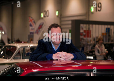 Attore, Philip Glenister in posa con un Audi quattro, che ha guidato come il personaggio 'gene Hunt', nella serie televisiva della BBC One 'Ashes to Ashes', al London Classic Car Show 2018 Foto Stock