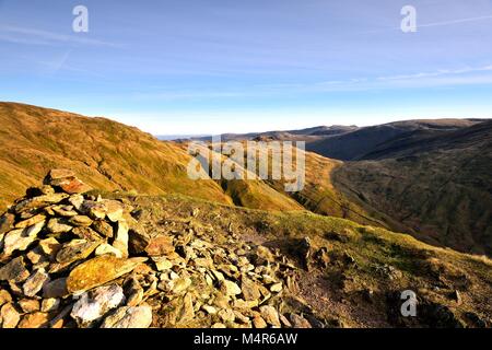 Cercando di High Street da alta Pike Foto Stock