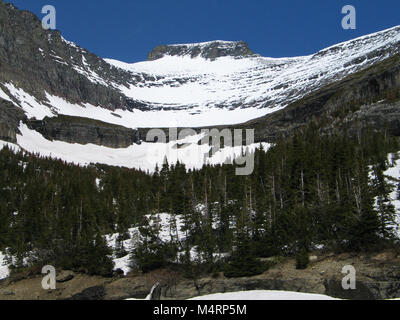 Mt. Pollock, visto da pranzo Creek, appena ad est di Logan pass..Mt Pollock. Foto Stock