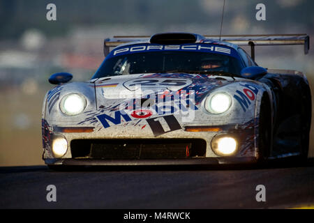 24H di le Mans 1996, Porsche 911 GT1, Hans Joachim Stuck, Thierry Boutsen, Bob Wollek Foto Stock