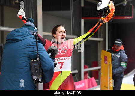 Jacqueline LOELLING (GER), giubilo, Freude, Begeisterung ueber Platz 2. Lo scheletro di donna,Frauen am 17.02.2018. Olympic Centre di scorrimento. Olympische Winterspiele 2018 vom 09.02. - 25.02.2018 in PyeongChang/ Suedkorea. |L'utilizzo in tutto il mondo Foto Stock