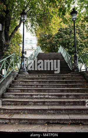 Un ponte sul Canal Saint-Martin a Parigi Foto Stock