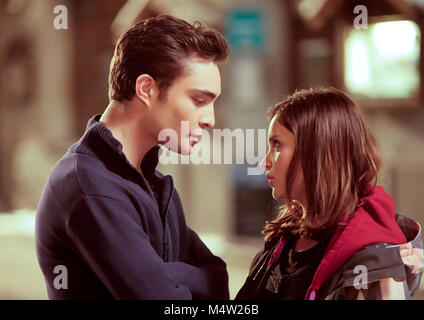 CHALET ragazza 2011 UK Film Council produzione con Felicity Jones ed Ed Wstwick Foto Stock