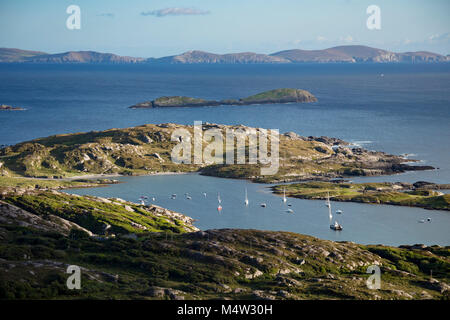 Vista costiera di Il Derrynane Harbour, Caherdaniel, nella contea di Kerry, Irlanda. Foto Stock