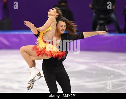 Pyeongcheng, Corea del Sud. 19 Feb, 2018. kavita Lorenz e Polizoakis Joti (GER). La danza su ghiaccio. Breve danza. La figura pattinare. Gangneung ice arena. Gangneung. Pyeongchang2018 Olimpiadi invernali. Repubblica di Corea. 18/02/2018. Credito: Sport In immagini/Alamy Live News Foto Stock