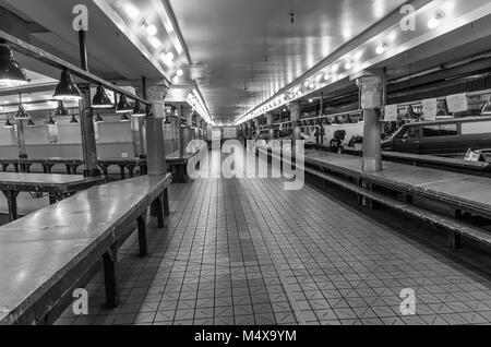 Vuoto venditore di fiori si spegne al Pike Place Market di Seattle, Washington, Stati Uniti d'America Foto Stock