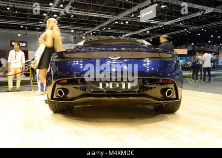 DUBAI, Emirati Arabi Uniti - 18 novembre: l'Aston Martin DB 11 vettura sportiva in Dubai Motor Show 2017 novembre 18, 2017 Foto Stock