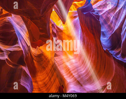Magic sunshine nello slot Antelope Canyon Foto Stock