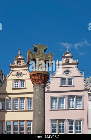 Croce di mercato presso i principali mercati, Trier, Renania-Palatinato, Germania, Europa Foto Stock