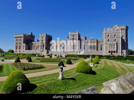 Il Castello di Windsor - Summer View di East Terrace & Appartamenti Reali Foto Stock