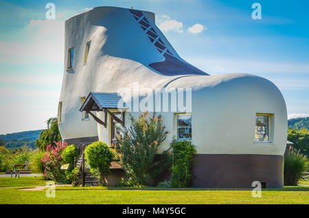 L'Haines calzatura House è una forma di scarpe in casa Hellam Township, Pennsylvania. Questa strada è di attrazione sulla Lincoln Highway. Foto Stock