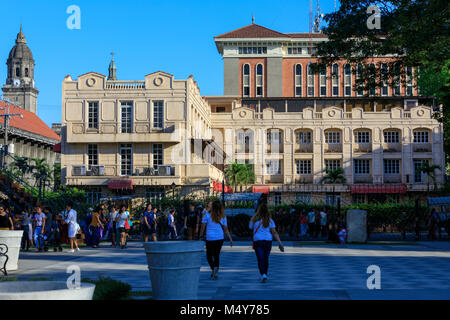 Manila, Filippine - Feb 17, 2018 : Intramuros distretto vista edificio di stile coloniale spagnolo Forte Santiago a Manila nelle Filippine Foto Stock