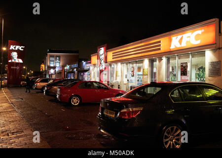 KFC ristorante a Glengormley Newtownabbey County Antrim Irlanda del Nord rimane aperto nonostante la diffusa chiusure di KFC ristoranti del Regno Unito a causa di problemi di logistica di erogazione di pollo fresco. Foto Stock