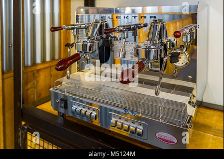 Professional Elektra macchina da caffè inutilizzato e pronti per la vendita in Irlanda. Foto Stock