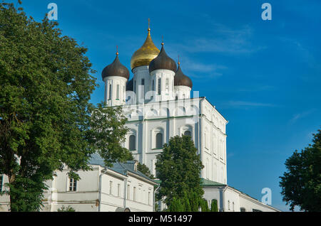 Famosa Cattedrale della Trinità. Pskov Foto Stock