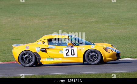 1997 Lotus Elise S1 con driver Tina Cooper durante la CSCC classici moderni gara a Snetterton Circuito motorino, Norfolk, Regno Unito. Foto Stock