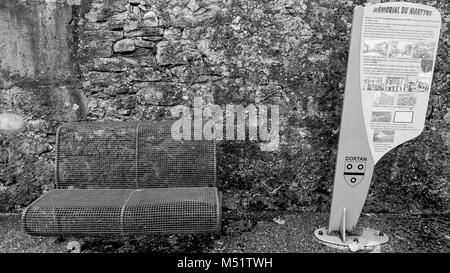 Memoria di un nazista di crimine di guerra: un tour a Dortan, martirizzato Village, Giura, Francia Foto Stock