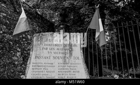 Memoria di un nazista di crimine di guerra: un tour a Dortan, martirizzato Village, Giura, Francia Foto Stock