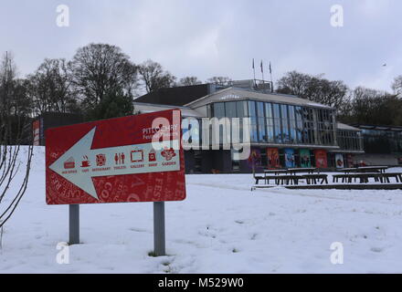 Vista esterna di Pitlochry Festival Theatre in inverno Scozia Febbraio 2018 Foto Stock