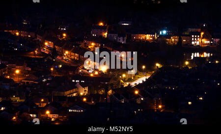 Le ore notturne a Cromford Village, vicino a Matlock, nel Derbyshire Dales, Parco Nazionale di Peak District, Derbyshire, Regno Unito Foto Stock