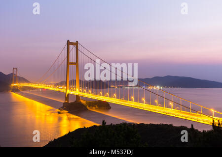 Zhoushan xihoumen ponte in nightfall Foto Stock