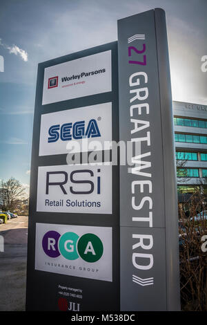 Sonic the Hedgehog sulla SEGA Europe HQ, 27 Great West Road, Brentford, Middlesex, Regno Unito Foto Stock