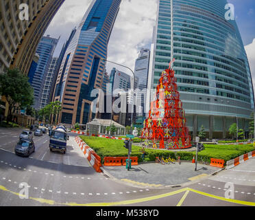 SINGAPORE, Singapore - 30 gennaio. 2018: pubblico Condominio Residenziale complesso edilizio e il centro cittadino dall'alto a Kallang quartiere di Singapore Foto Stock