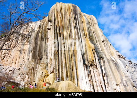 Hierve el Agua, cascate pietrificate, meraviglia della natura del Messico Foto Stock