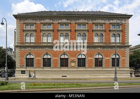 VIENNA, Austria - 12 luglio 2015: il Museo di Arti Applicate edificio di Vienna in Austria. Foto Stock