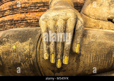 Canto close up del Budda seduto sukhothai thailandia Foto Stock