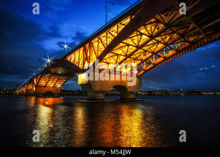 Ponte Seongsan di notte Foto Stock