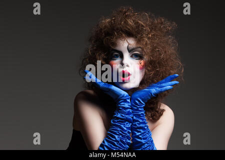 Donna mime con il trucco teatrale Foto Stock