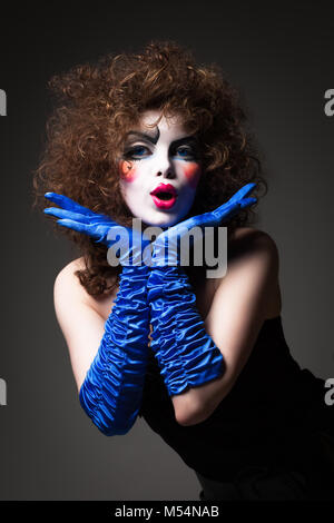 Donna mime con il trucco teatrale Foto Stock