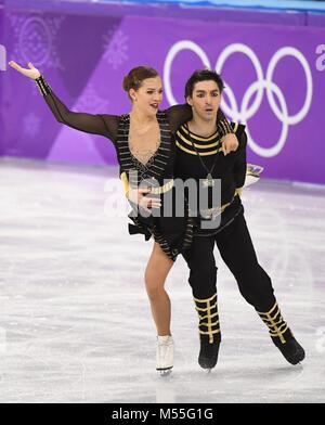 Pyeongchang, Corea del Sud. Xx Febbraio 2018. Alisa Agafonova (L) e Alper Ucar della Turchia competere durante la danza su ghiaccio danza libera di pattinaggio di figura al 2018 PyeongChang Olimpiadi invernali in Gangneung Ice Arena, Corea del Sud, nel febbraio 20, 2018. Alisa Agafonova e Alper Ucar ha ottenuto il diciannovesimo posto di danza su ghiaccio evento con 147.18 punti in totale. Credito: Wang Song/Xinhua/Alamy Live News Foto Stock