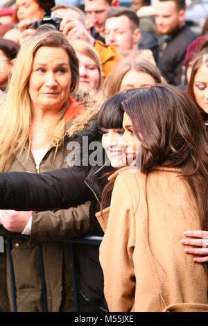 Newcastle upon Tyne, Regno Unito. 20th Febbraio, 2018. Pop Star Cheryl (Cheryl-Fernandez-Versini) apertura del Prince's Trust e Cheryl's Trust Center. Newcastle upon Tyne, Regno Unito, febbraio 20th 2018, credito: RUGIADA / Alamy Live News Foto Stock