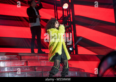 Manchester, Regno Unito. Xx Febbraio 2018. Il Cutkelvins eseguire sull'apertura notturna del Regno Unito del 2018 X Factor Live tour all'Arena di Manchester 20/02/2018 Credit: Gary Mather/Alamy Live News Foto Stock