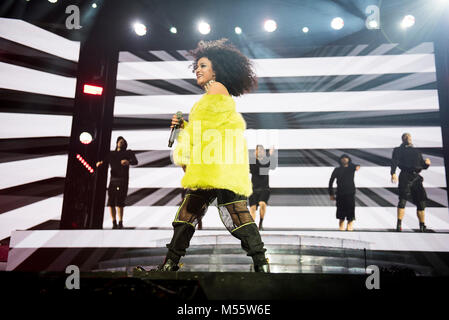 Manchester, Regno Unito. Xx Febbraio 2018. Il Cutkelvins eseguire sull'apertura notturna del Regno Unito del 2018 X Factor Live tour all'Arena di Manchester 20/02/2018 Credit: Gary Mather/Alamy Live News Foto Stock