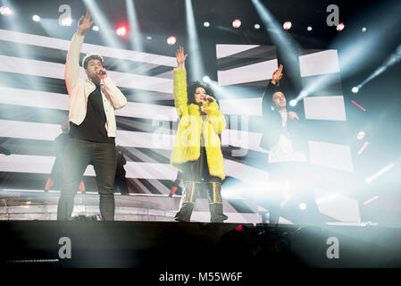 Manchester, Regno Unito. Xx Febbraio 2018. Il Cutkelvins eseguire sull'apertura notturna del Regno Unito del 2018 X Factor Live tour all'Arena di Manchester 20/02/2018 Credit: Gary Mather/Alamy Live News Foto Stock